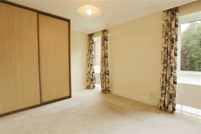 15 Merrion Court, Dublin 4