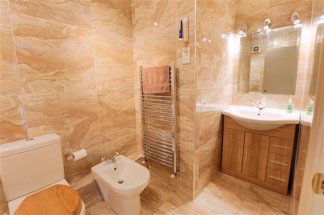 15 Merrion Court, Dublin 4