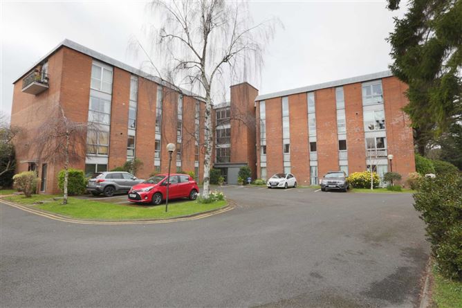 15 Merrion Court, Dublin 4