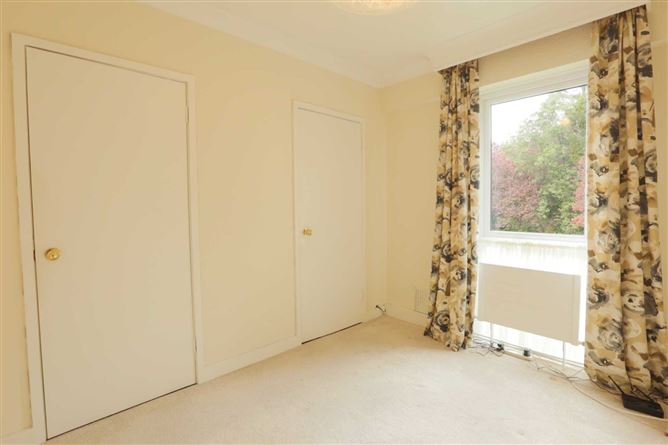 15 Merrion Court, Dublin 4