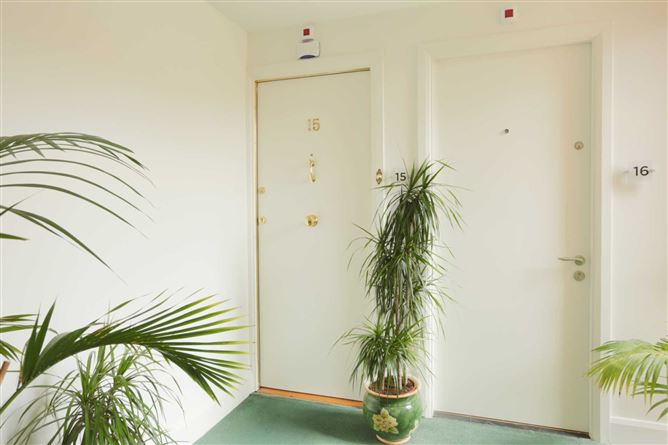 15 Merrion Court, Dublin 4