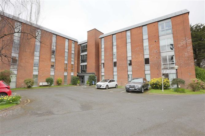 15 Merrion Court, Dublin 4