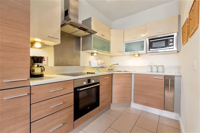Apartment 12 Hyde Court, South City Centre, Dublin 2