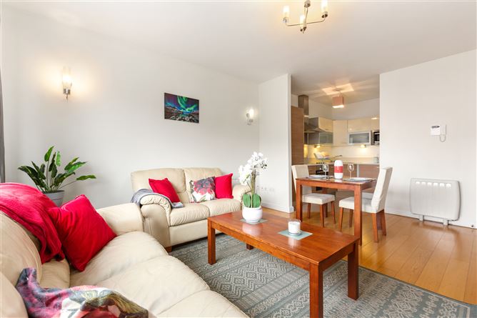 Apartment 12 Hyde Court, South City Centre, Dublin 2