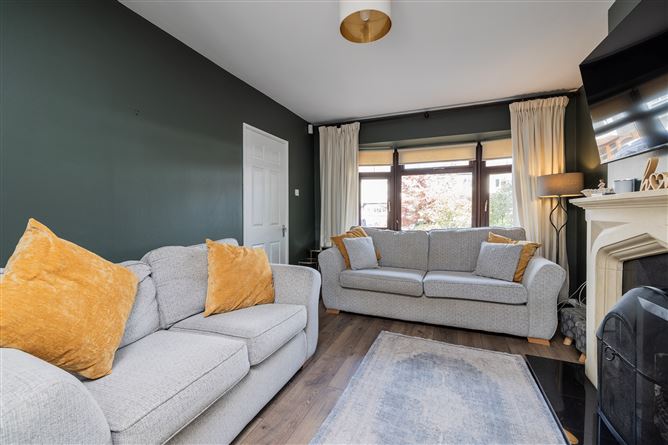 11 Oak Grove, Royal Oak, Santry, Dublin 9