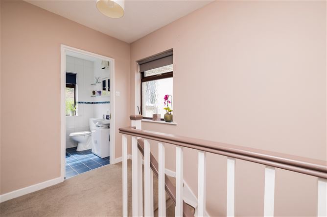 11 Oak Grove, Royal Oak, Santry, Dublin 9
