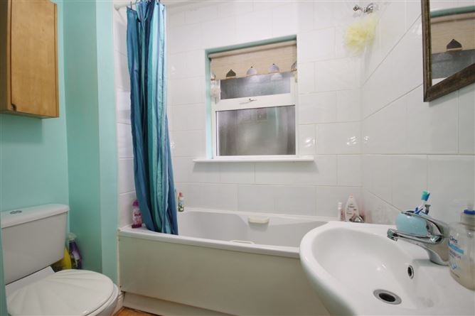44 Marlfield Lawn, Tallaght, Dublin 24