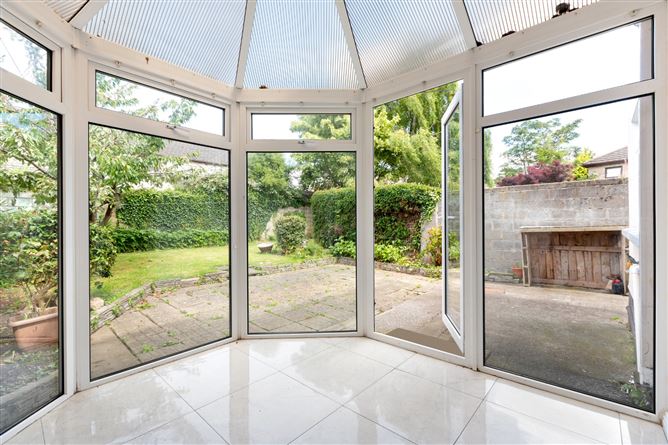 1 Whitethorn Walk, Westminster Park, Foxrock, Dublin 18