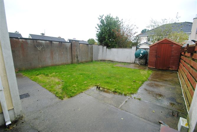 27 Rosslands, Roscrea, Co.Tipperary