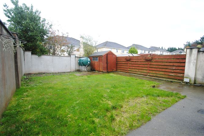 27 Rosslands, Roscrea, Co.Tipperary