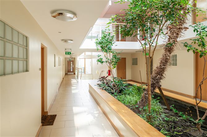 64 The Atrium, Roebuck Hill Apts., Clonskeagh, Dublin 14