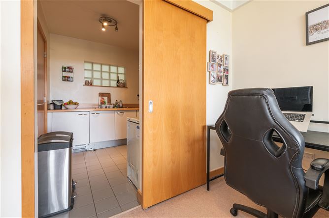 64 The Atrium, Roebuck Hill Apts., Clonskeagh, Dublin 14