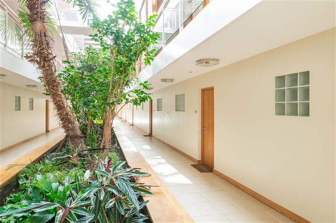 64 The Atrium, Roebuck Hill Apts., Clonskeagh, Dublin 14