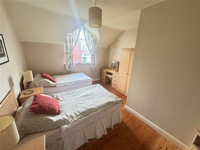 Ref 1208 - 9 Waterville Links, Waterville, Kerry
