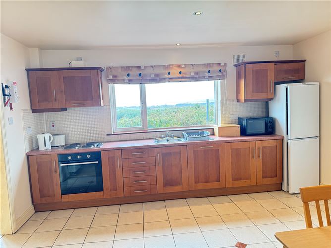 Ref 1208 - 9 Waterville Links, Waterville, Kerry