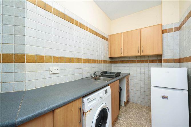 40 Shangan Hall, Ballymun, Dublin 9