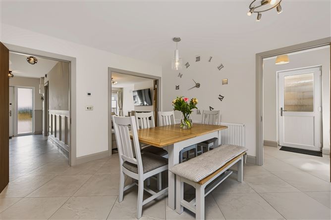 Photo 9 of 34 — 35 Manor View, Roxborough Manor, Wexford Town, Wexford