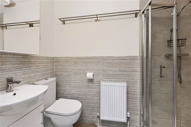 Photo 18 of 34 — 35 Manor View, Roxborough Manor, Wexford Town, Wexford