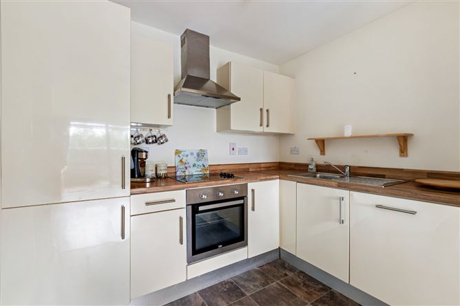 4 Parkview Grove, Finglas, Dublin 11