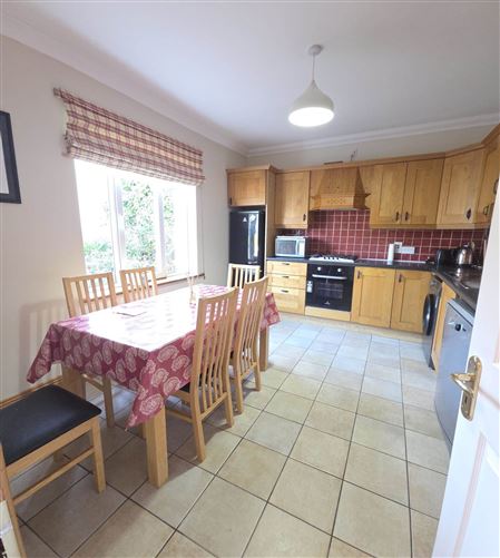 11 Gort Na Gcapaill, Ballybrit, County Galway