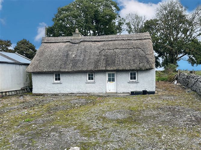 Main image for Thatch, Ballagh, Menlough, Ballinasloe, Galway