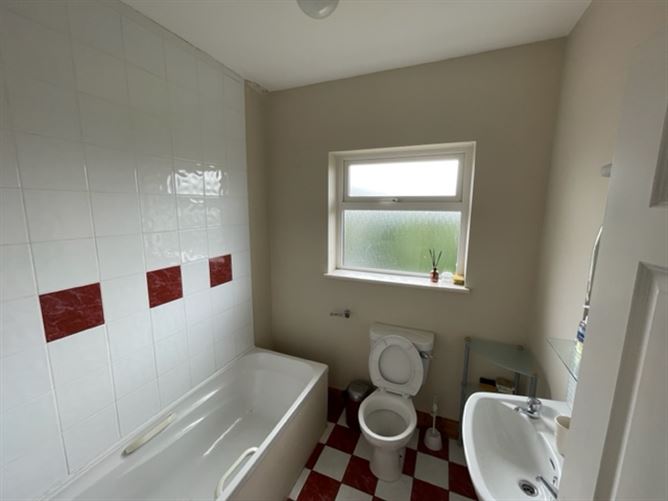 83 Caheranne Village, Tralee, Kerry