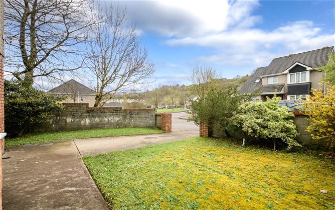 1 The Brambles, Pembroke Wood, Passage West, Cork