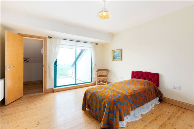 28 Tuskar Courtyard, Marina Village, Arklow, Co. Wicklow