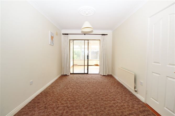 28 Laverna Dale, Castleknock, Dublin 15