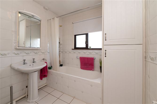 206 Rosewood, Ballincollig, Co. Cork
