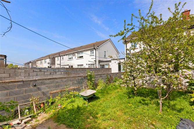 17 Tranquility Grove, Coolock, Dublin 5.