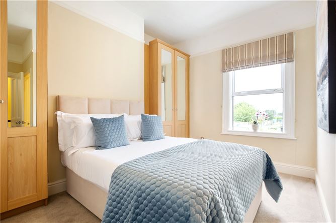 27 St John's Road, Sandymount, Dublin 4