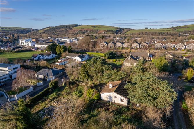 Derlide, Flynn's Cross, Flynn's Road, Ballincollig, Cork