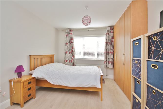 12 Beechdale Way, Ballycullen, Dublin 24