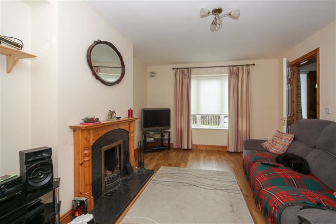 11 Oak View, Ballacollig, Mountmellick, Co. Laois