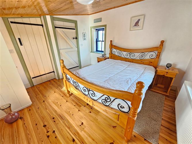 Carnane, Doolin, Co. Clare