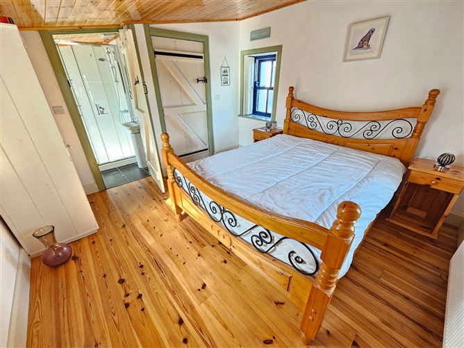 Carnane, Doolin, Co. Clare