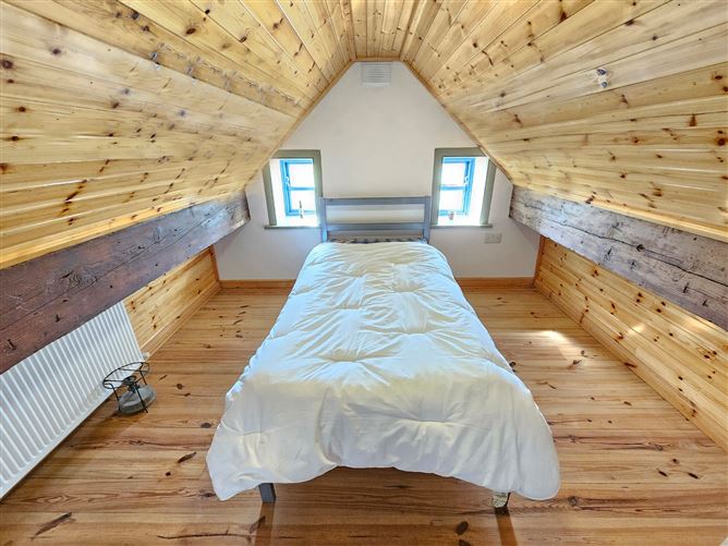 Carnane, Doolin, Co. Clare