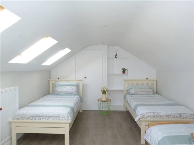 3 Bed in Brittas Bay,Brittas Bay,  Wicklow