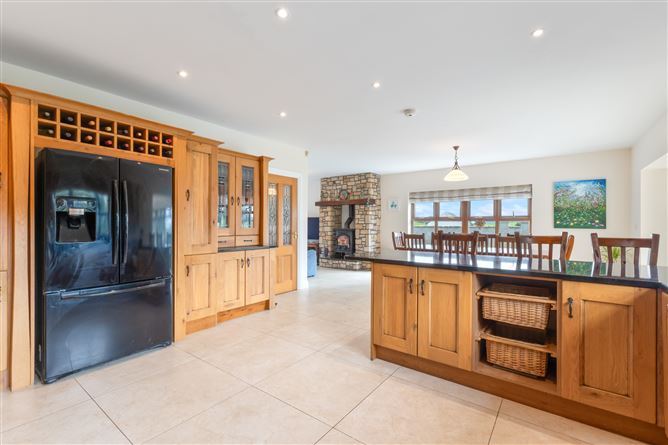 Mistletoe Lodge, Cloverhill, Knocknahur, Sligo