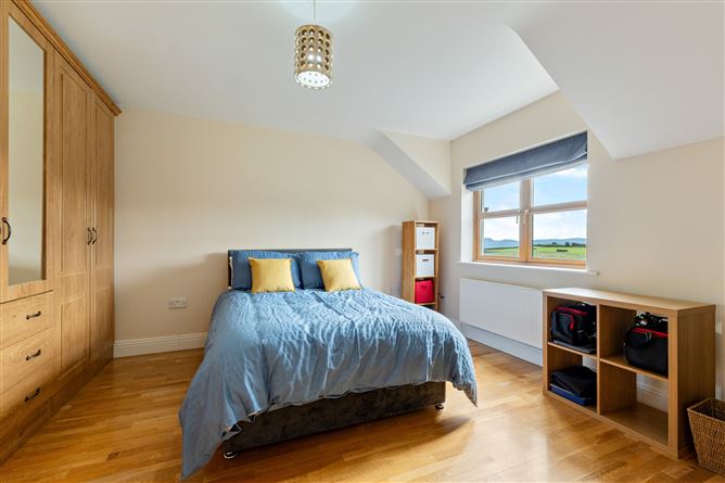 Mistletoe Lodge, Cloverhill, Knocknahur, Sligo