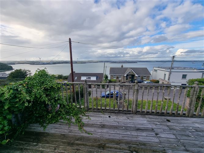 Liscairn, Camden Road, Crosshaven, Co. Cork