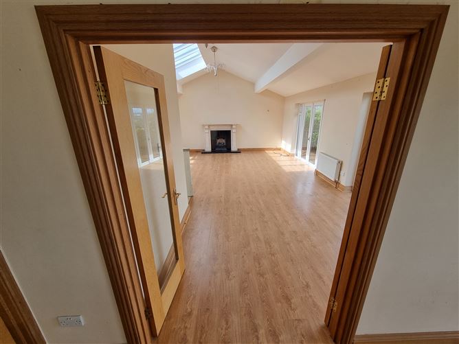 Liscairn, Camden Road, Crosshaven, Co. Cork