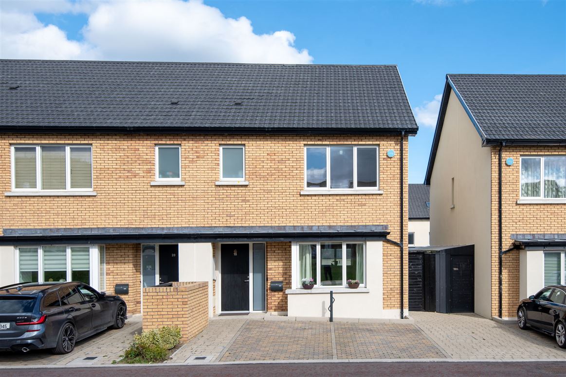 18 Clay Farm Green, Leopardstown, Dublin 18