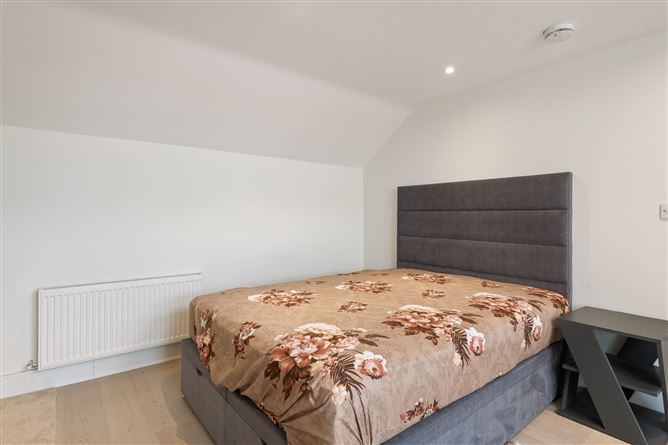 18 Clay Farm Green, Leopardstown, Dublin 18