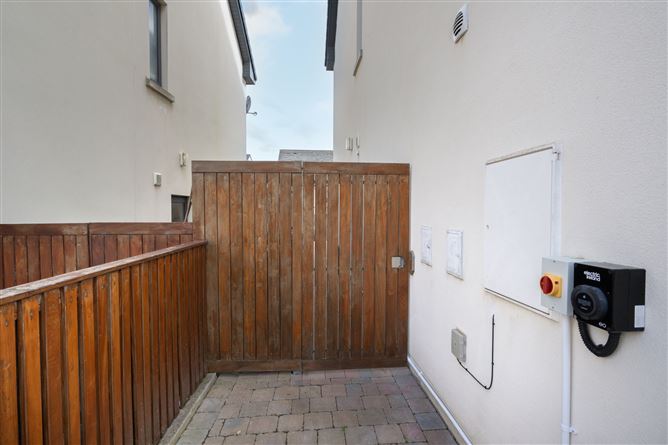 Photo 27 of 32 — 6 Blackrock Crescent, Eden, Blackrock, Cork