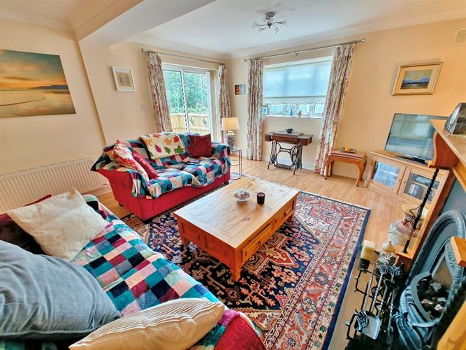 5 Broomfield Hall, Shankill, Dublin 18