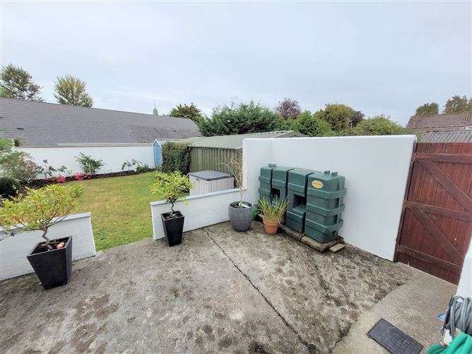 10 Hogan Square, Cahir, Tipperary