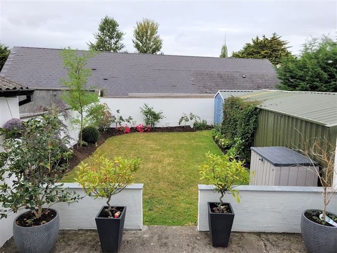 10 Hogan Square, Cahir, Tipperary