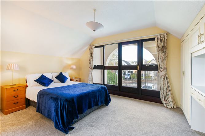 7 Glen Dale, The Park, Cabinteely, Dublin 18